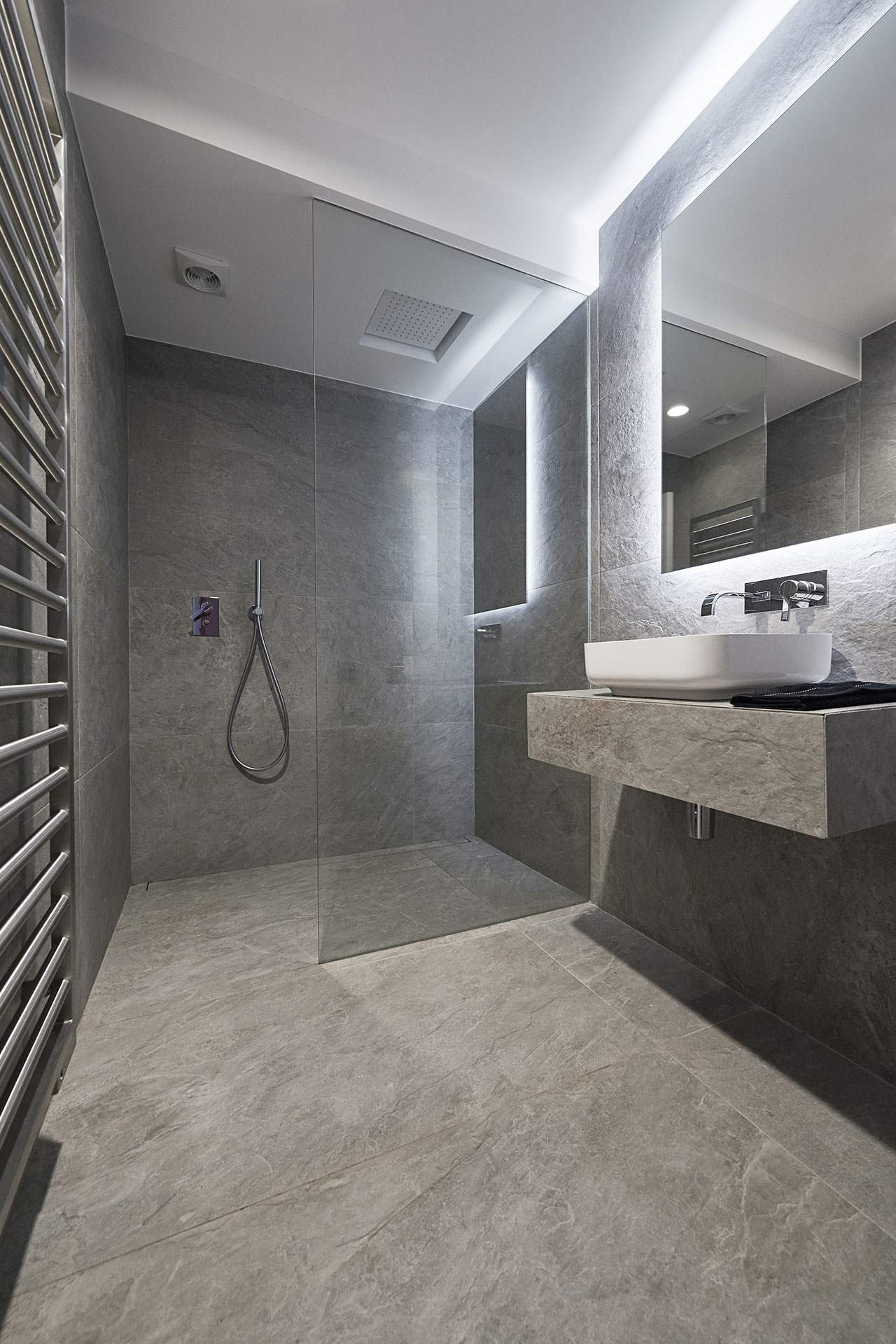 Douche à l’italienne, un concept moderne et pratique pour votre salle de bain